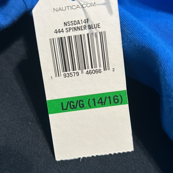 Nutica long sleeve shirt. - Picture 3 of 4